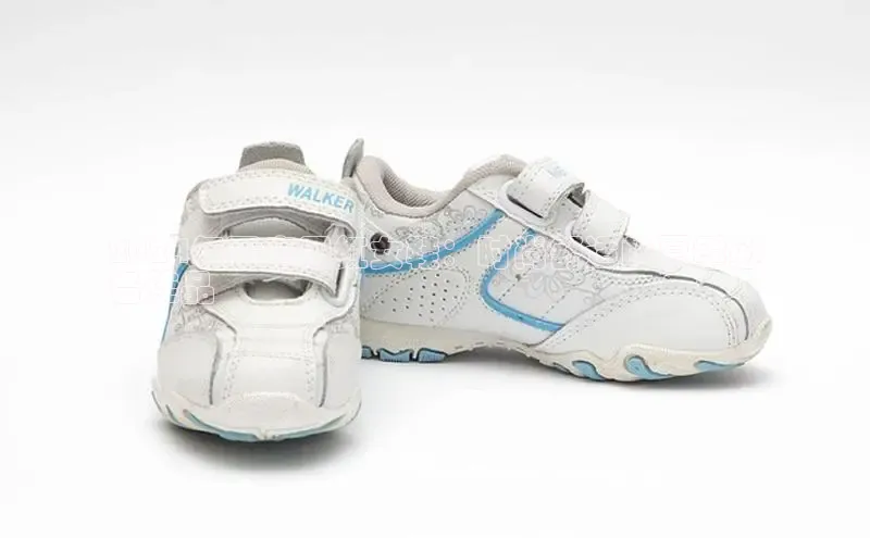 必一运动官网登录入口百度大脑2024年平底网红女鞋：时尚舒适的夏季必
备佳品