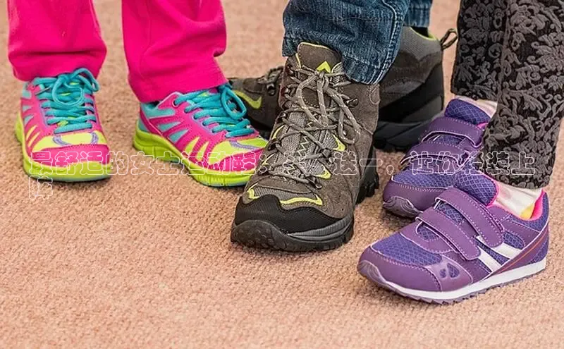 必一b体育app网页版登录猫眼最舒适的女士运动鞋：买一送一，让你轻装上
阵