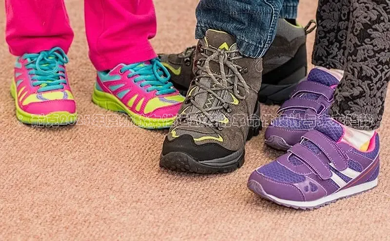 ：耐克2025年度新款女性运动鞋的革命性设计与未来趋势